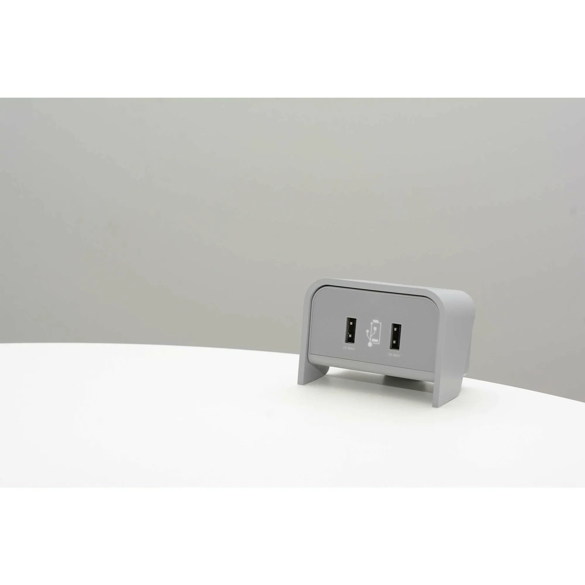 CMD Chip - Twin USB On Desk Charger